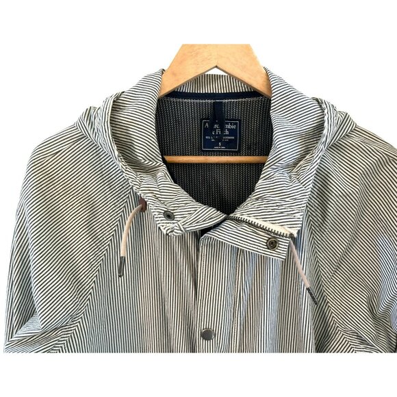 Abercrombie & Fitch Men's Hooded Seersucker Striped Zip Lightweight Jacket Small - Picture 4 of 9